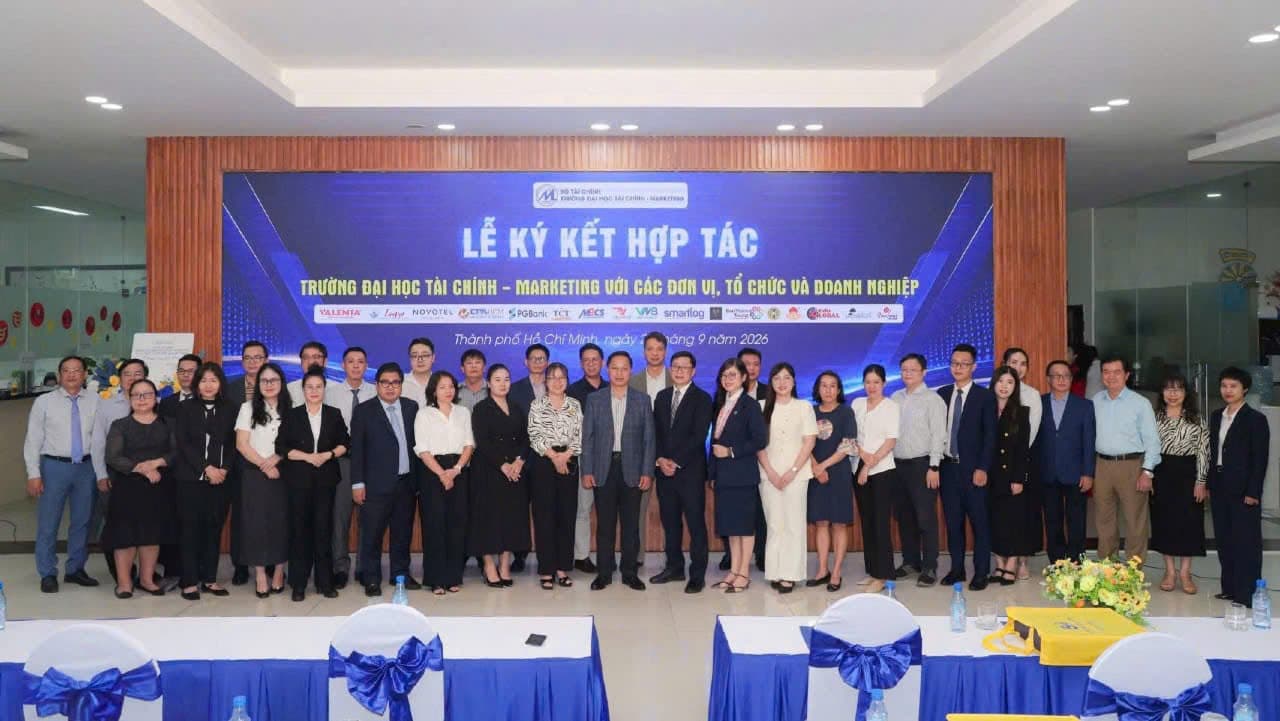 CPA HCM cùng các đối tác tại lễ ký kết hợp tác với Trường ĐH Tài chính – Marketing